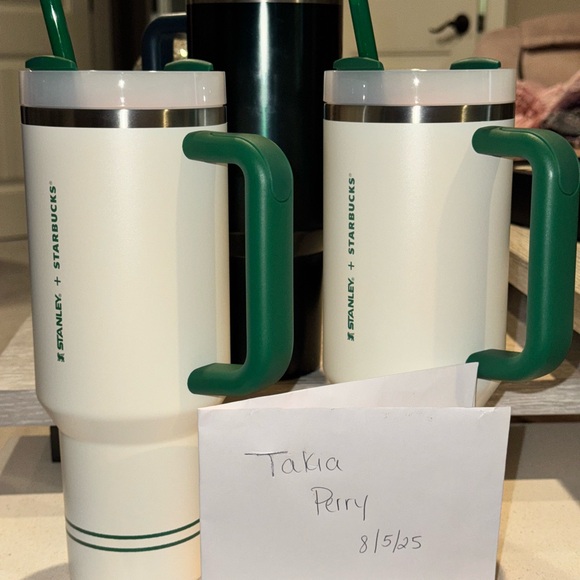 Stanley Cream and Green Travel Mug Duo - Picture 6 of 9